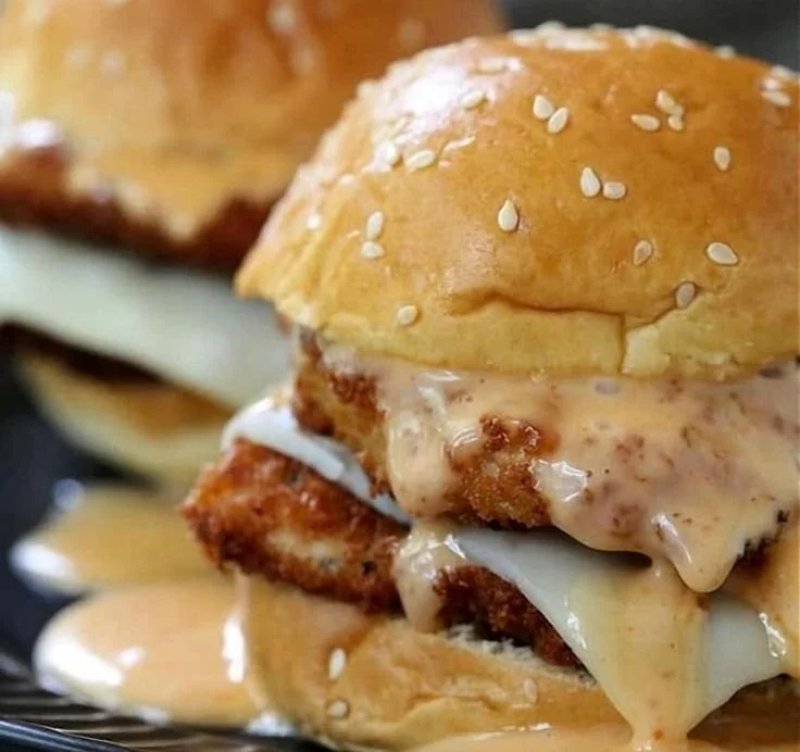 Bang Bang Chicken Sliders